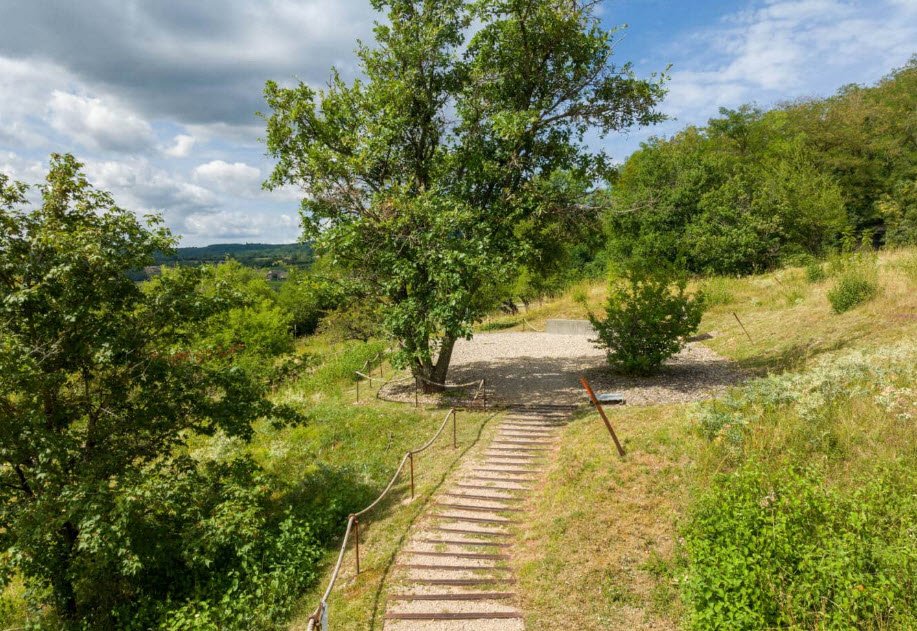 Archeological and Botanical Garden, Solutré-Pouilly, France, France